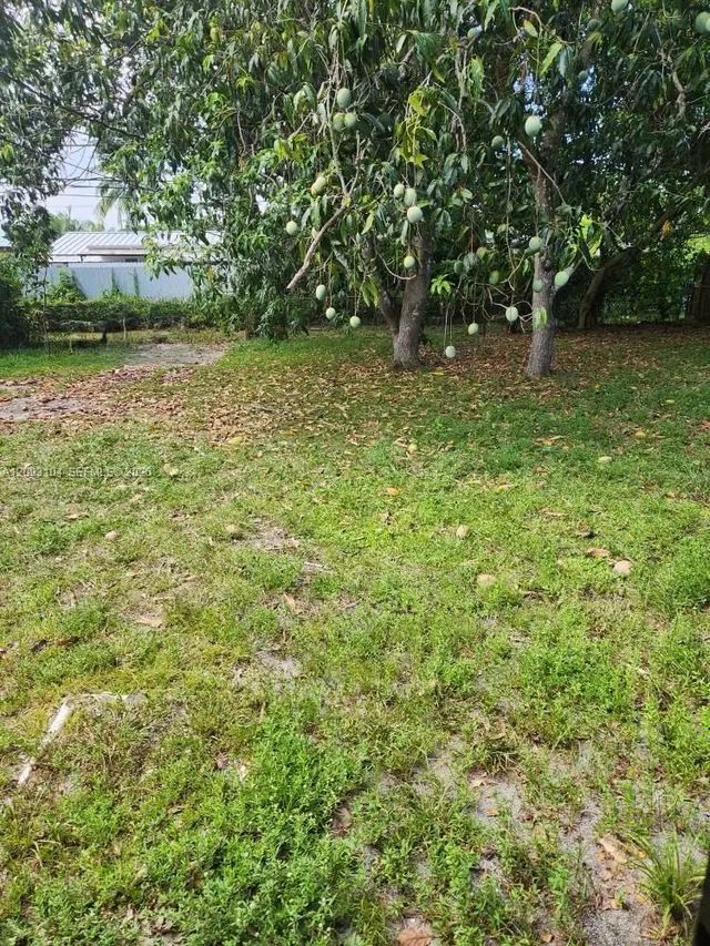 2 of 3 - 915 Dunad Avenue, Opa-Locka, FL