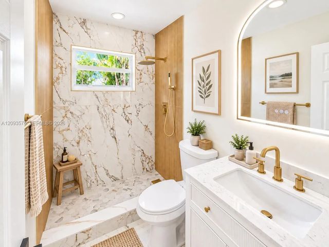 4 of 26 - 340 Se 3rd Street, Deerfield Beach, FL