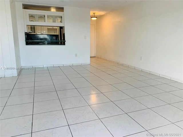 4 of 17 - 1325 W 68th Street #514, Hialeah, FL