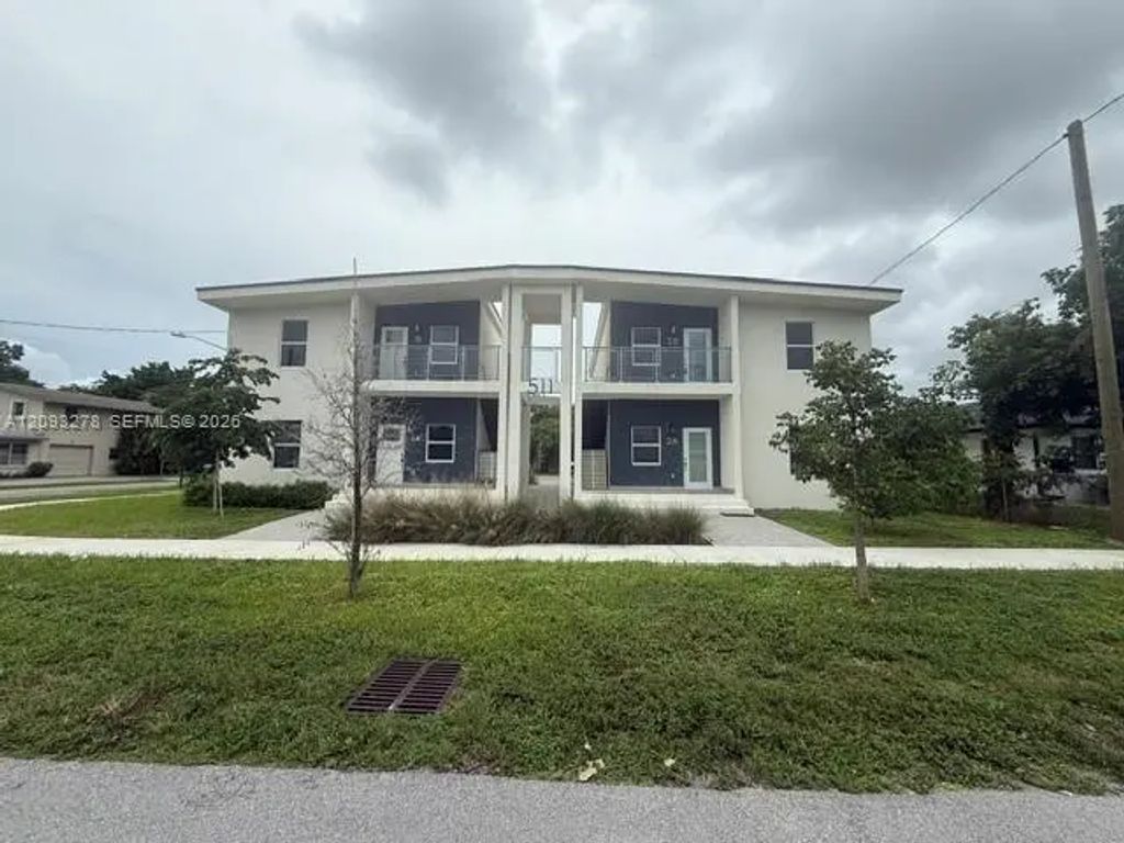 511 Sw 1st Avenue #2b, Hallandale Beach