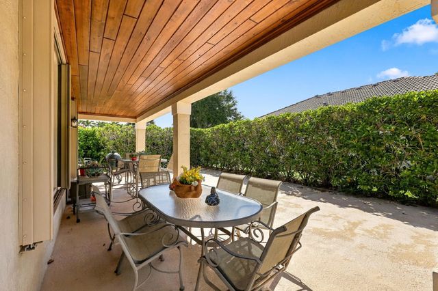 4 of 45 - 217 Lone Pine Drive, Palm Beach Gardens, FL