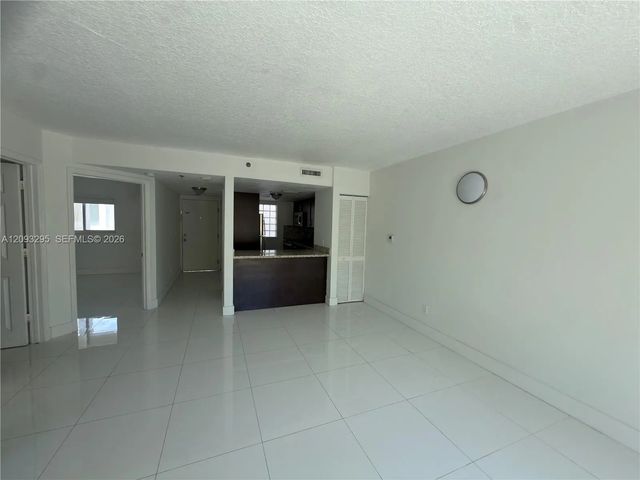 3 of 15 - 695 Sw 11th Street #204, Miami, FL