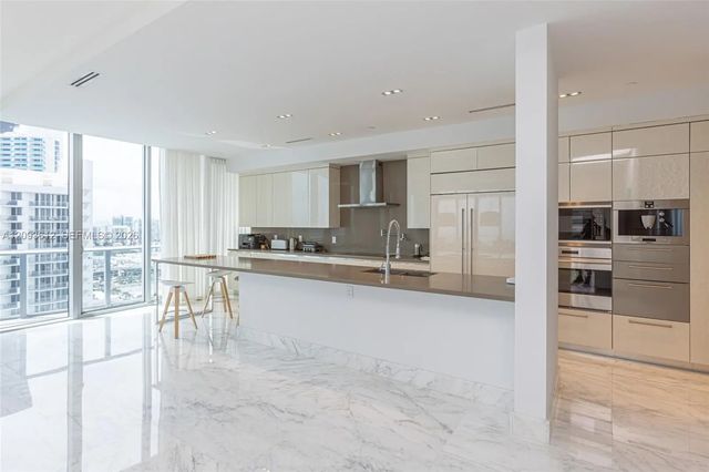 5 of 49 - 17475 Collins Avenue #1802, Sunny Isles Beach, FL