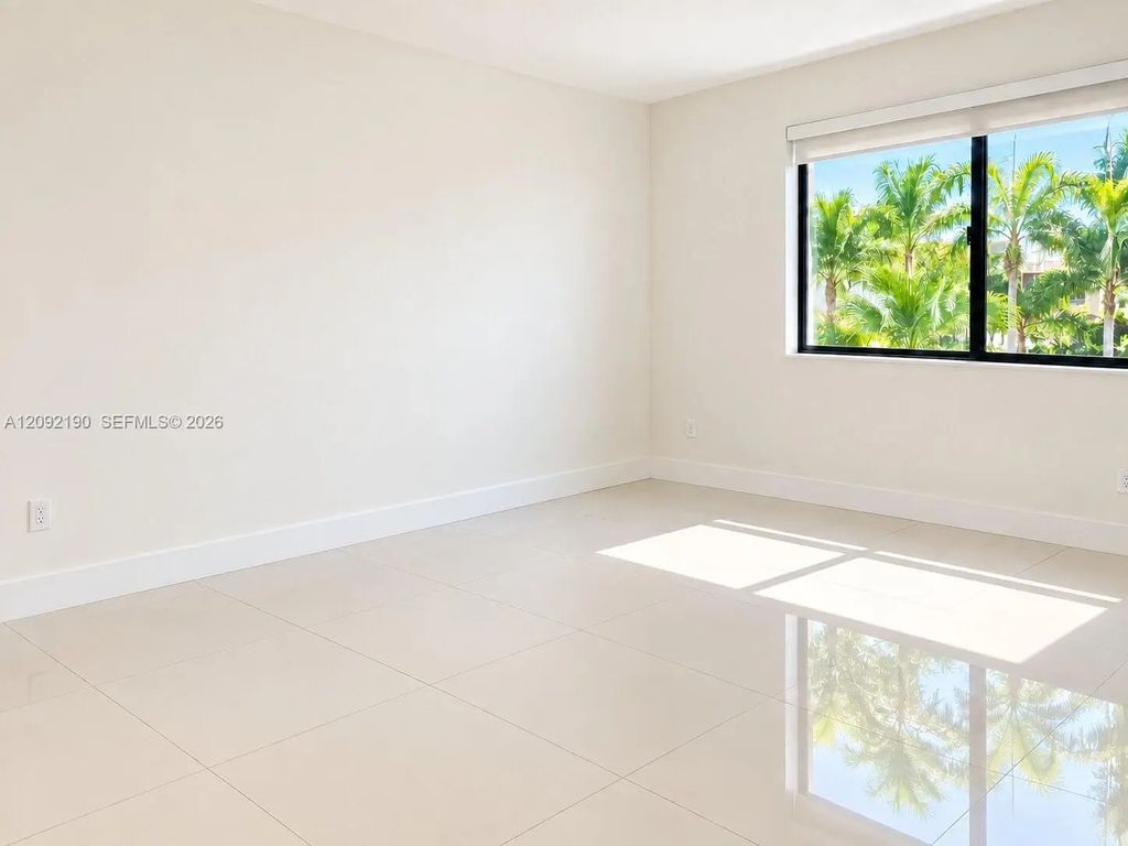 2350 Ne 135th Street #203, North Miami