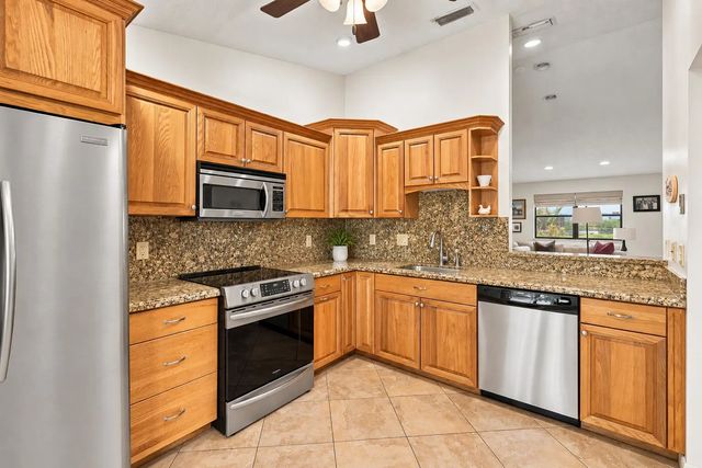 2 of 18 - 459 Knollwood Court #459, Royal Palm Beach, FL