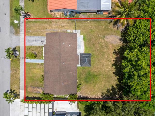 4 of 34 - 15543 Sw 107th Court, Miami, FL