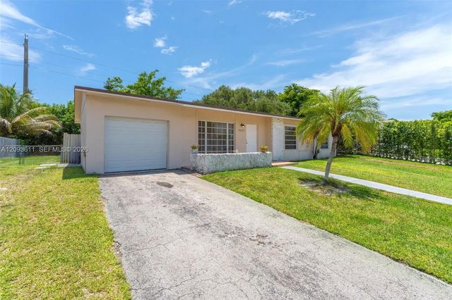 5 of 34 - 15543 Sw 107th Court, Miami, FL