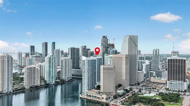 2 of 22 - 325 S Biscayne Boulevard #2320, Miami, FL