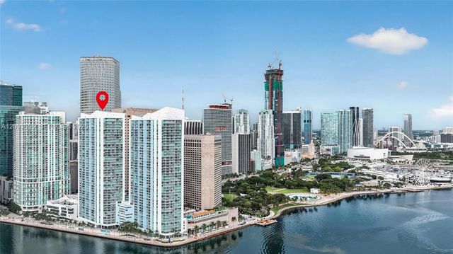 4 of 22 - 325 S Biscayne Boulevard #2320, Miami, FL