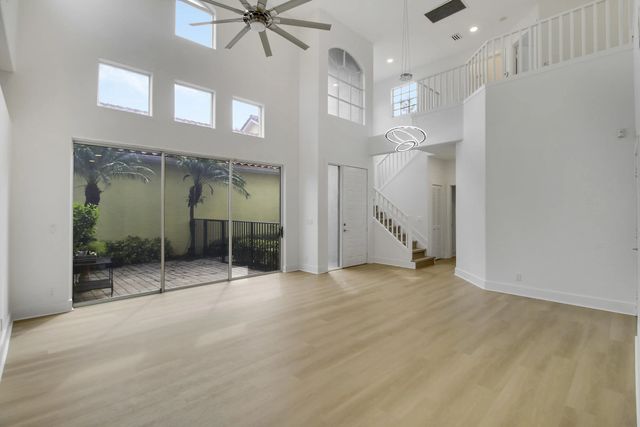 5 of 49 - 10375 Osprey Trace, West Palm Beach, FL