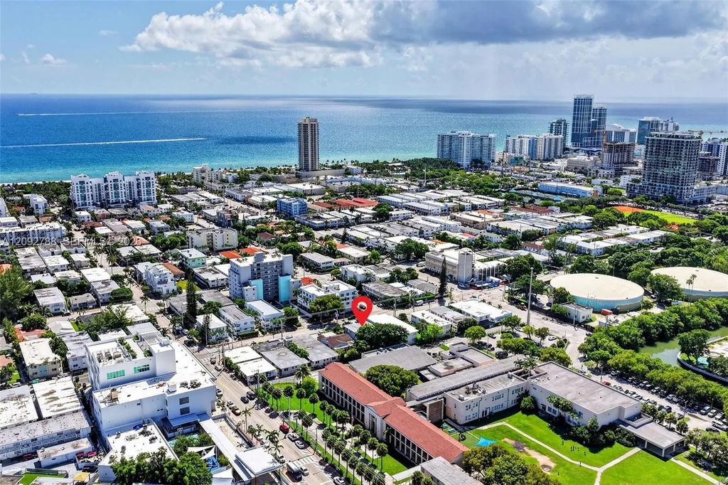 7610 Dickens Avenue, Miami Beach