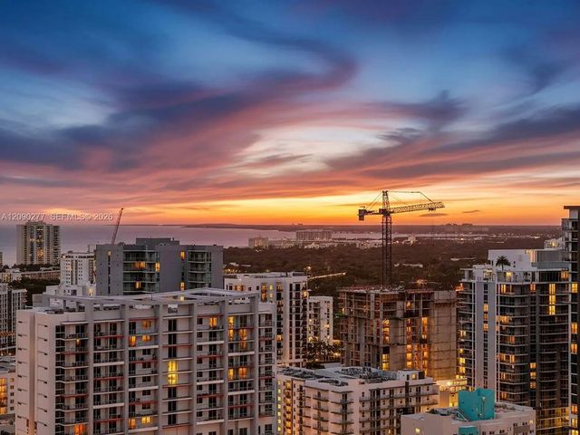 5 of 25 - 88 Sw 7th Street #2506, Miami, FL