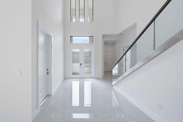 2 of 33 - 13353 Artisan Circle, Palm Beach Gardens, FL