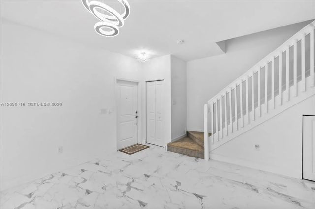 5 of 32 - 957 Ne 211th Street, Miami, FL