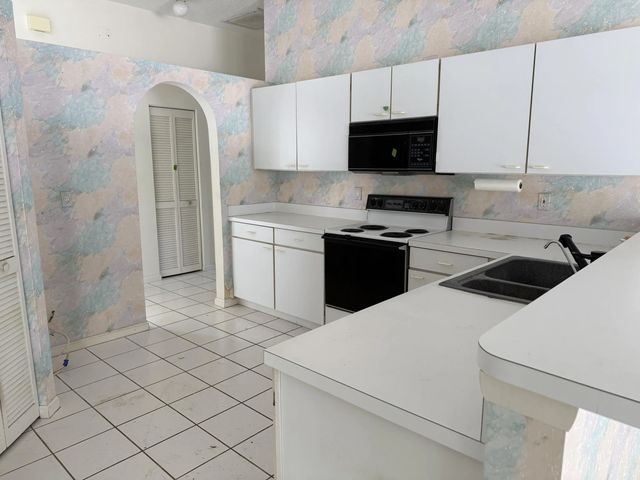 2 of 4 - 13783 Callington Drive, Wellington, FL