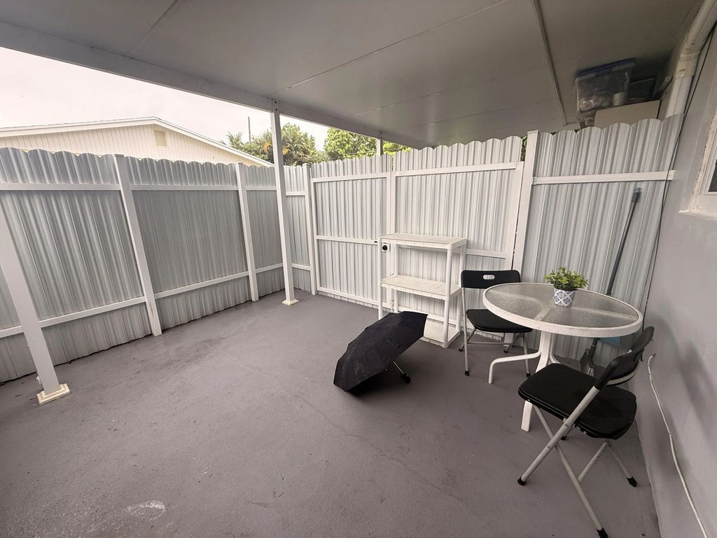 2154 Bimini Drive, West Palm Beach