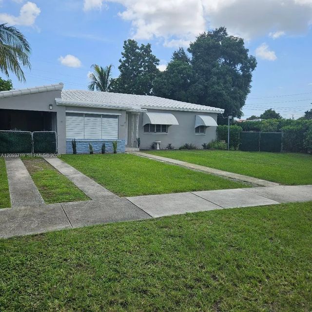 1051 Sw 72nd Court, Miami