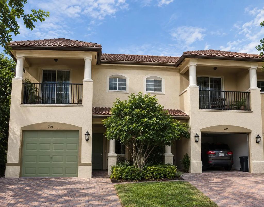6282 S Military Trail #701, Lake Worth