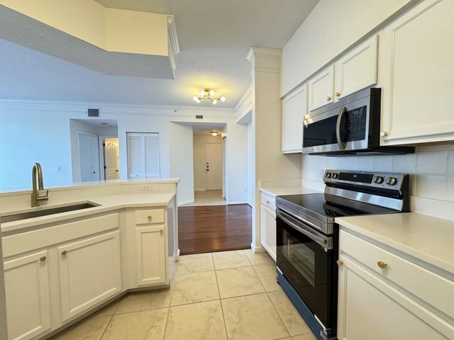 5306 Myrtlewood Circle E, Palm Beach Gardens