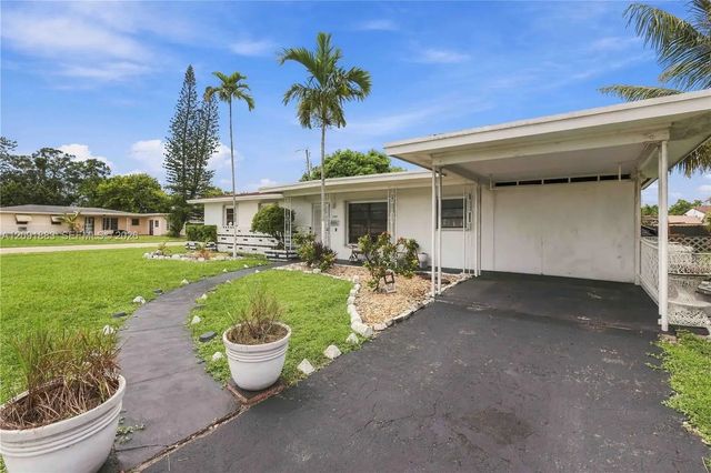 3 of 21 - 17100 Nw 45th Court, Miami Gardens, FL