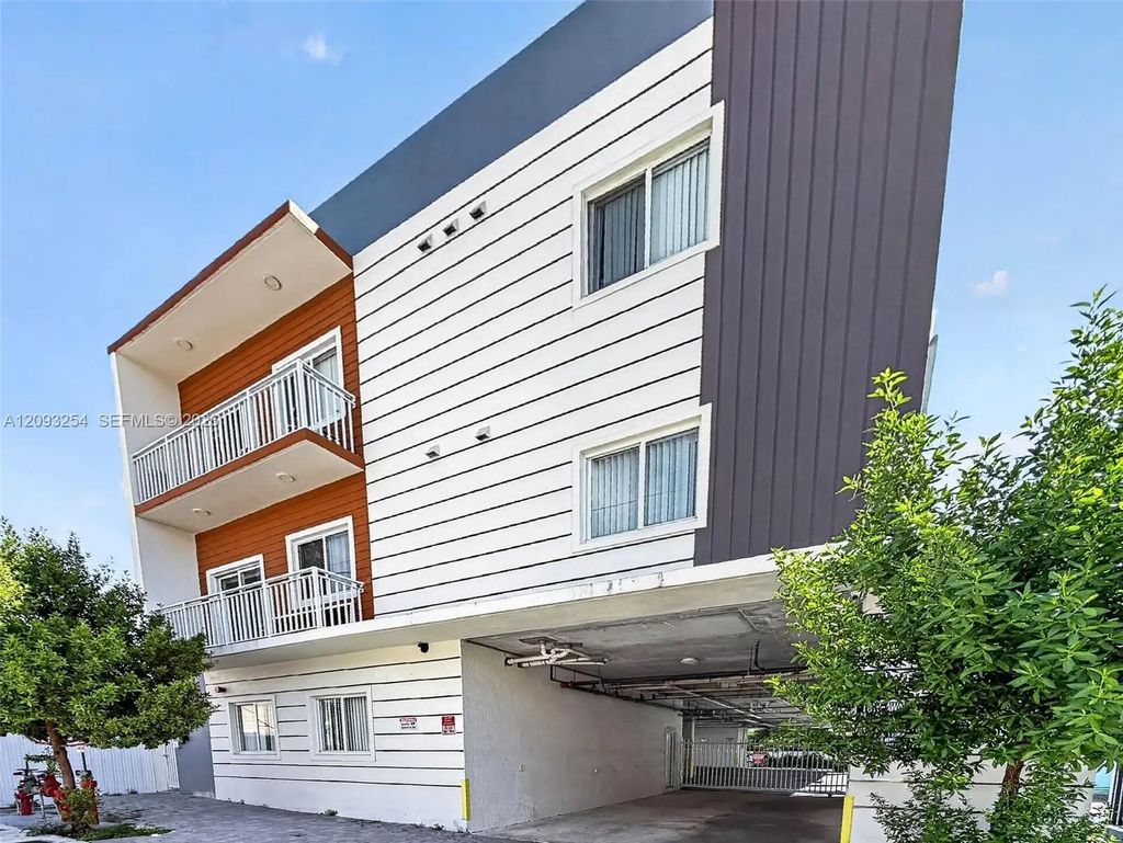 1534 Nw 1st Street #202, Miami