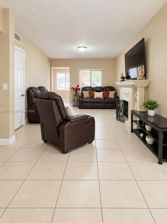 3 of 19 - 5551 E 4th Avenue, Hialeah, FL