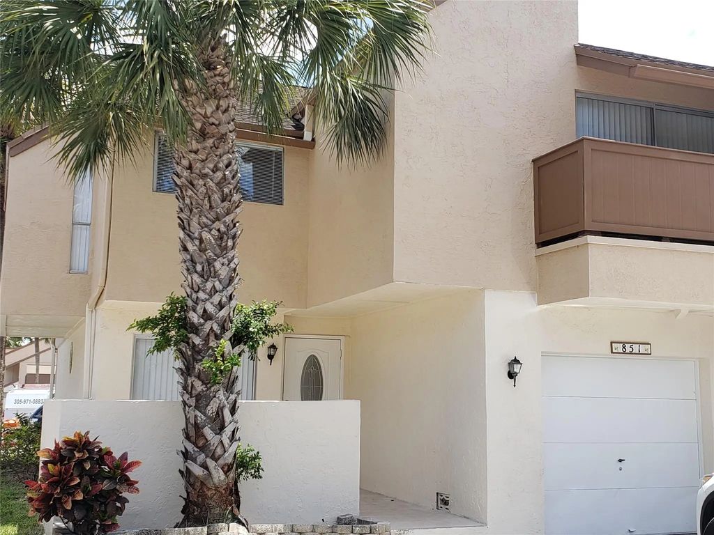 851 Nw 81st Terrace #8, Plantation