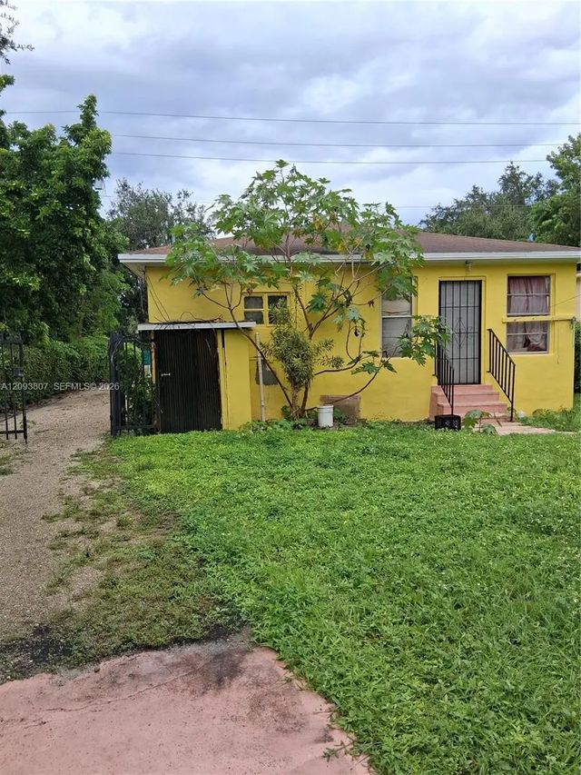 2 of 3 - 118 Ne 118th Street, Miami, FL
