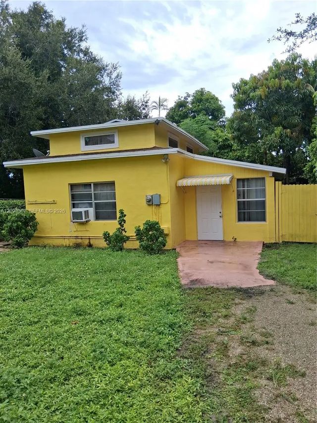3 of 3 - 118 Ne 118th Street, Miami, FL