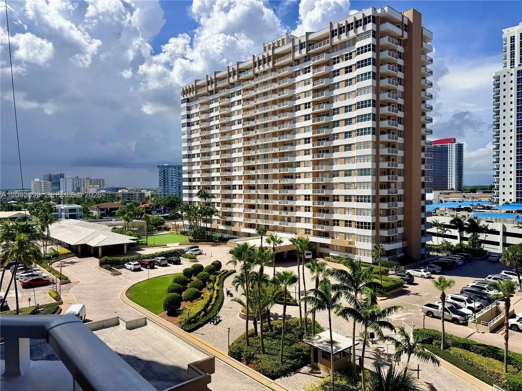 1965 S Ocean Drive #18c, Hallandale Beach