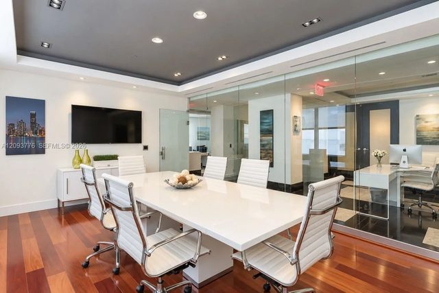 3 of 10 - 1000 Brickell Avenue #9a, Miami, FL