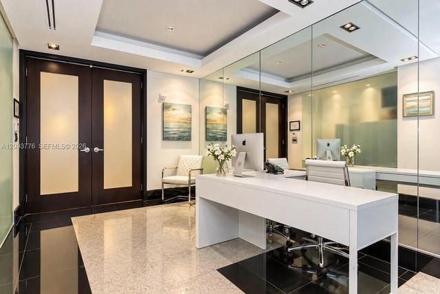5 of 10 - 1000 Brickell Avenue #9a, Miami, FL