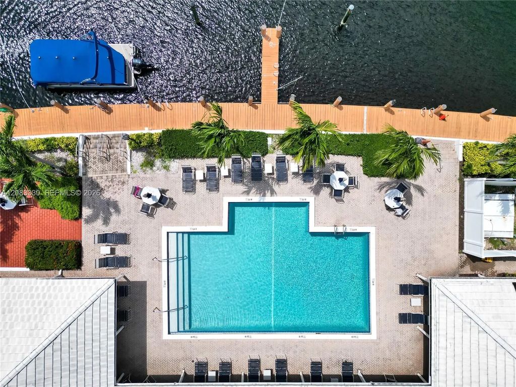 130 Cypress Club Drive #302, Pompano Beach