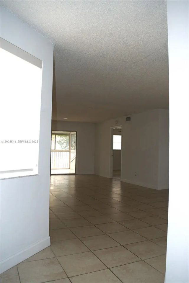 5 of 22 - 2640 Se 19th Court #201-d, Homestead, FL