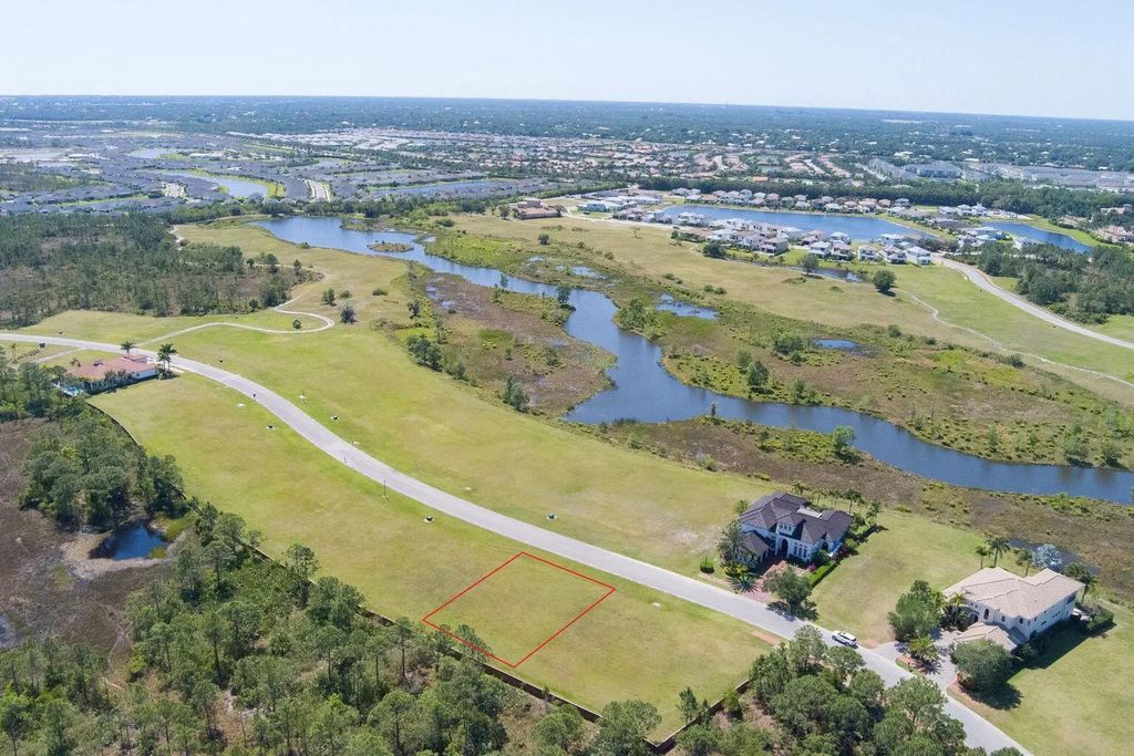 137 Se Tramonto Street, Port St. Lucie