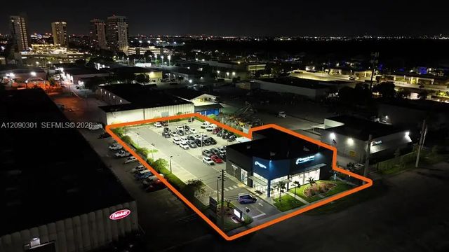 2 of 6 - 8470 Nw 58th Street, Doral, FL