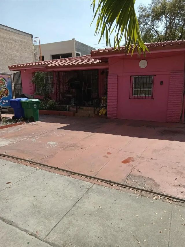136 Ne 44th Street, Miami