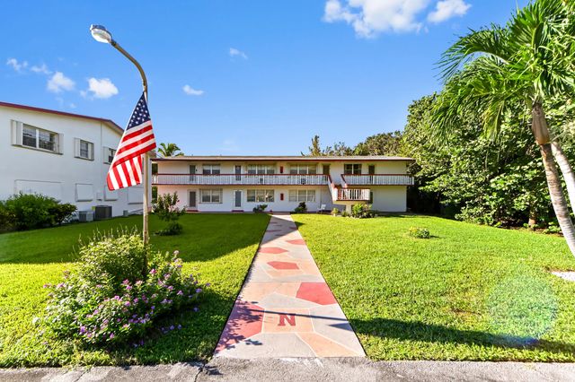 2 of 17 - 277 Northampton N, West Palm Beach, FL