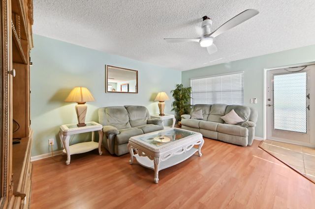 3 of 17 - 277 Northampton N, West Palm Beach, FL