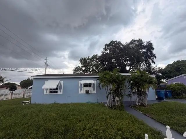 2 of 24 - 16000 Nw 17th Court, Miami Gardens, FL