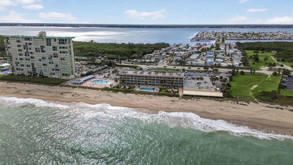 9800 S Ocean Drive #112, Jensen Beach