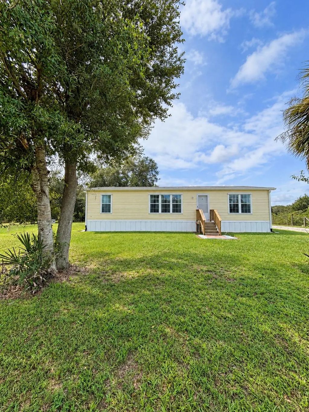 21876 Nw 266th Street, Okeechobee