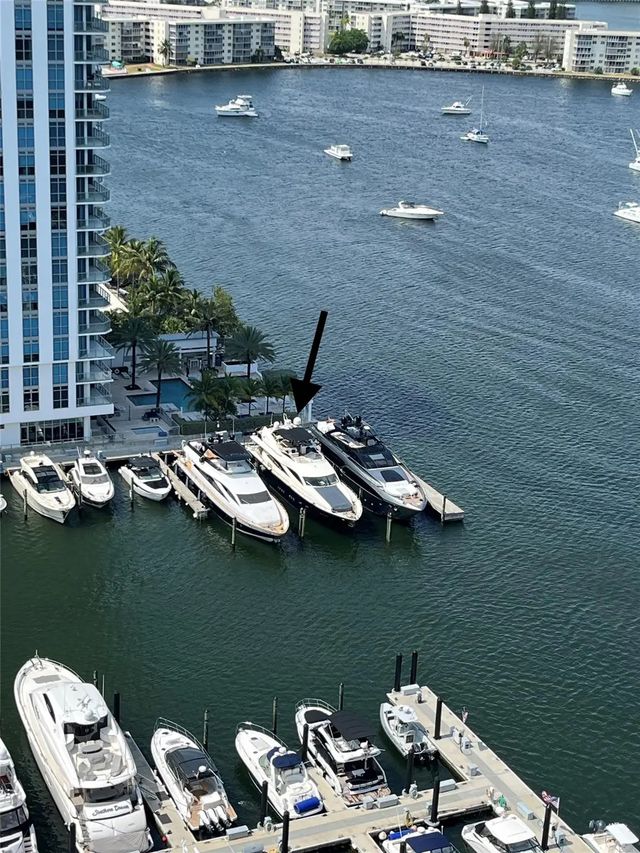 2 of 5 - 17211 Biscayne Blvd Bs#111, North Miami Beach, FL
