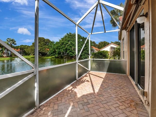 4 of 37 - 11081 Springbrook Circle, Boynton Beach, FL