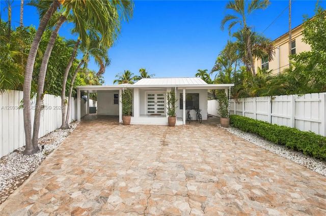 3 of 26 - 8533 Crespi Boulevard, Miami Beach, FL