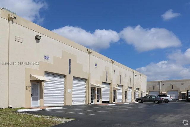 3 of 7 - 10441 Nw 28th Street #a-103, Doral, FL