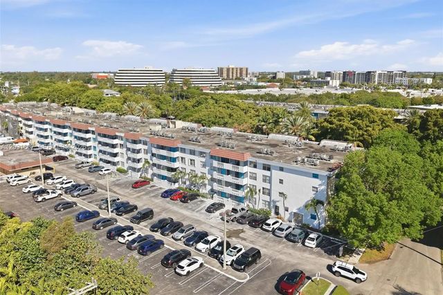 4 of 15 - 1800 Sans Souci Boulevard #201, North Miami, FL