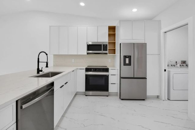 5 of 35 - 8224 Summerbreeze Lane, Boca Raton, FL