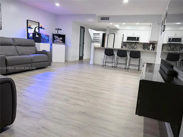 5 of 18 - 7486 W 18th Avenue, Hialeah, FL