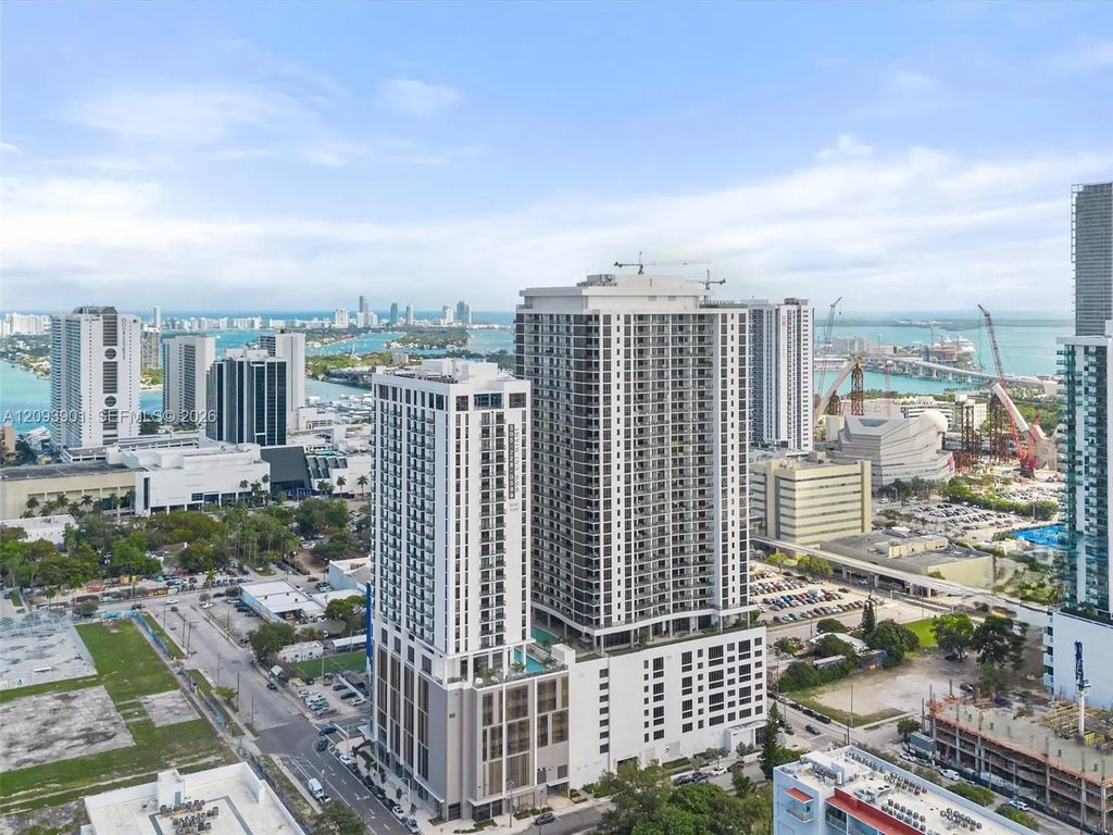 1600 Ne 1st Avenue #2509, Miami